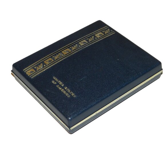 Vintage Military Achievement Gold Medal - Picture 9 of 12